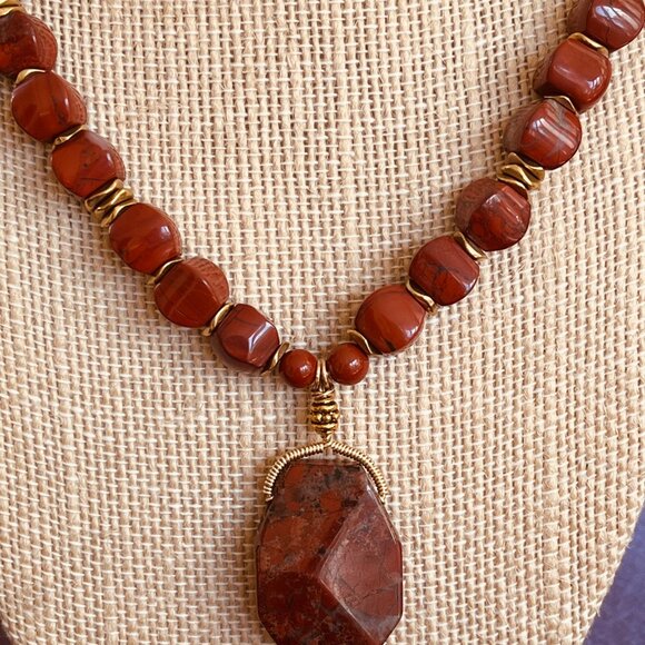 Red Jasper Statement Necklace with Faceted Pendant – Natural Stone Jewelry - Picture 5 of 7